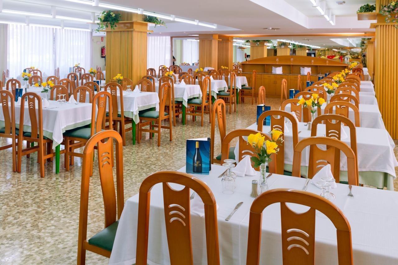 Hotel Cartago Nova By Alegria Malgrat de Mar Exteriör bild