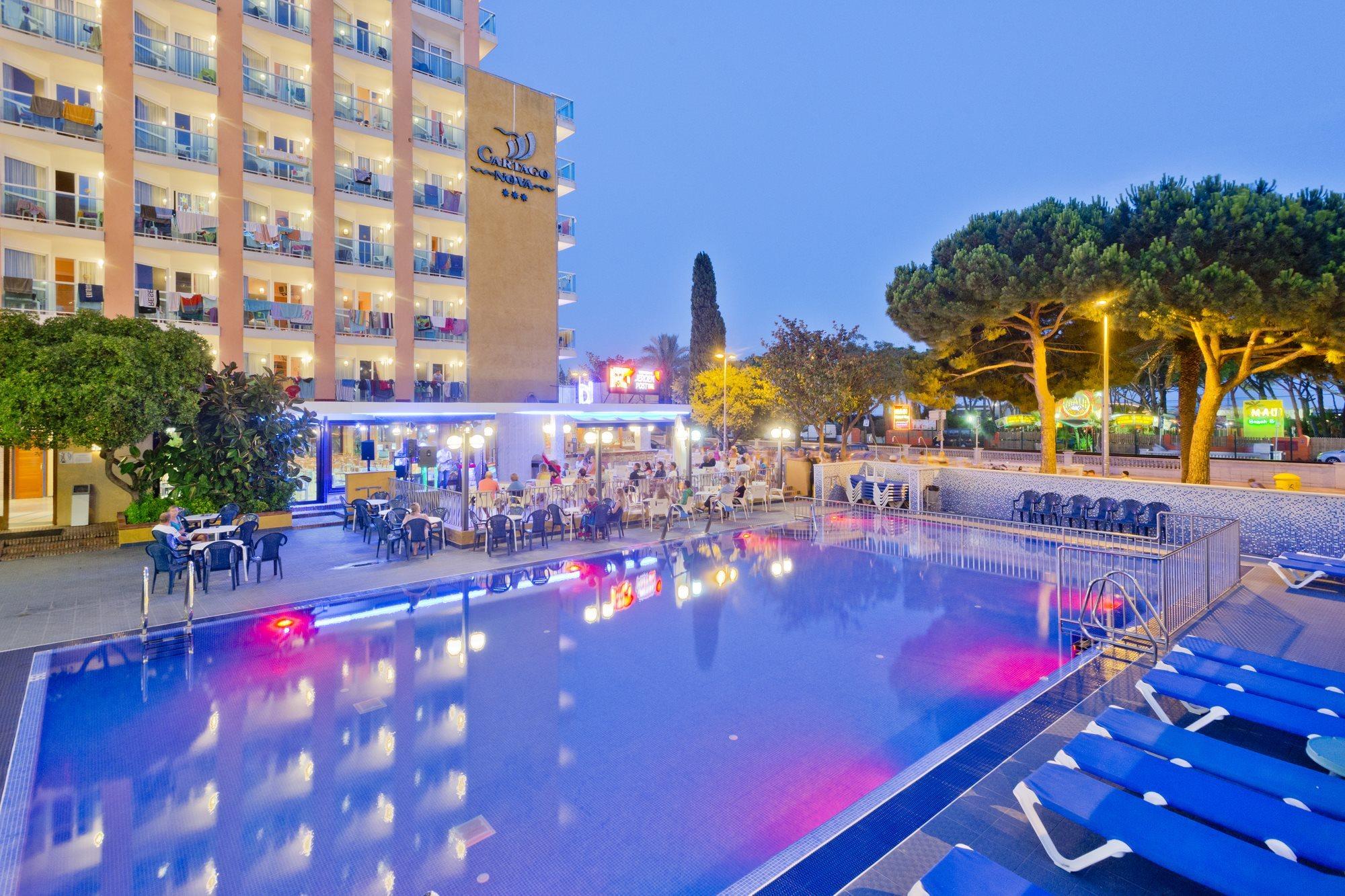 Hotel Cartago Nova By Alegria Malgrat de Mar Exteriör bild