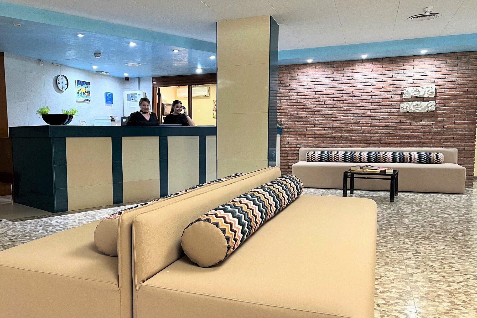 Hotel Cartago Nova By Alegria Malgrat de Mar Exteriör bild