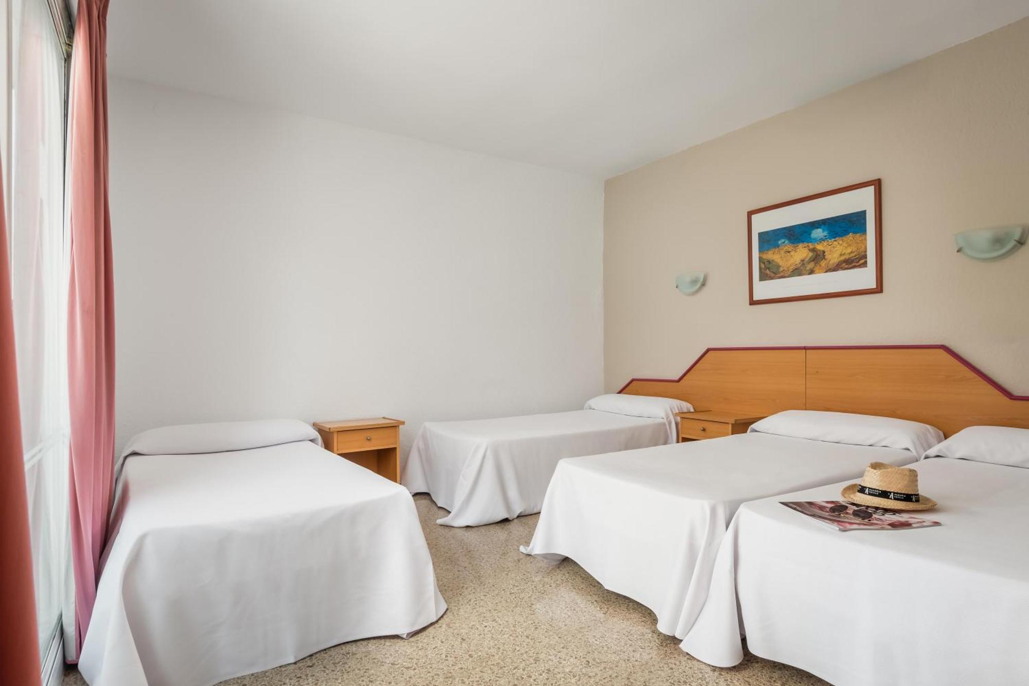 Hotel Cartago Nova By Alegria Malgrat de Mar Exteriör bild